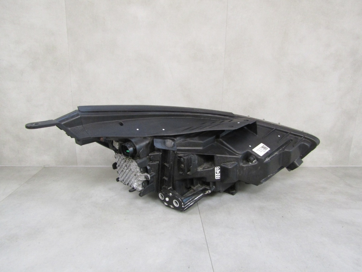 Koplamp HYUNDAI I30 III VOLLEDIGE LED 17-20 LH Links 92101G4120 S1631/K3/8C