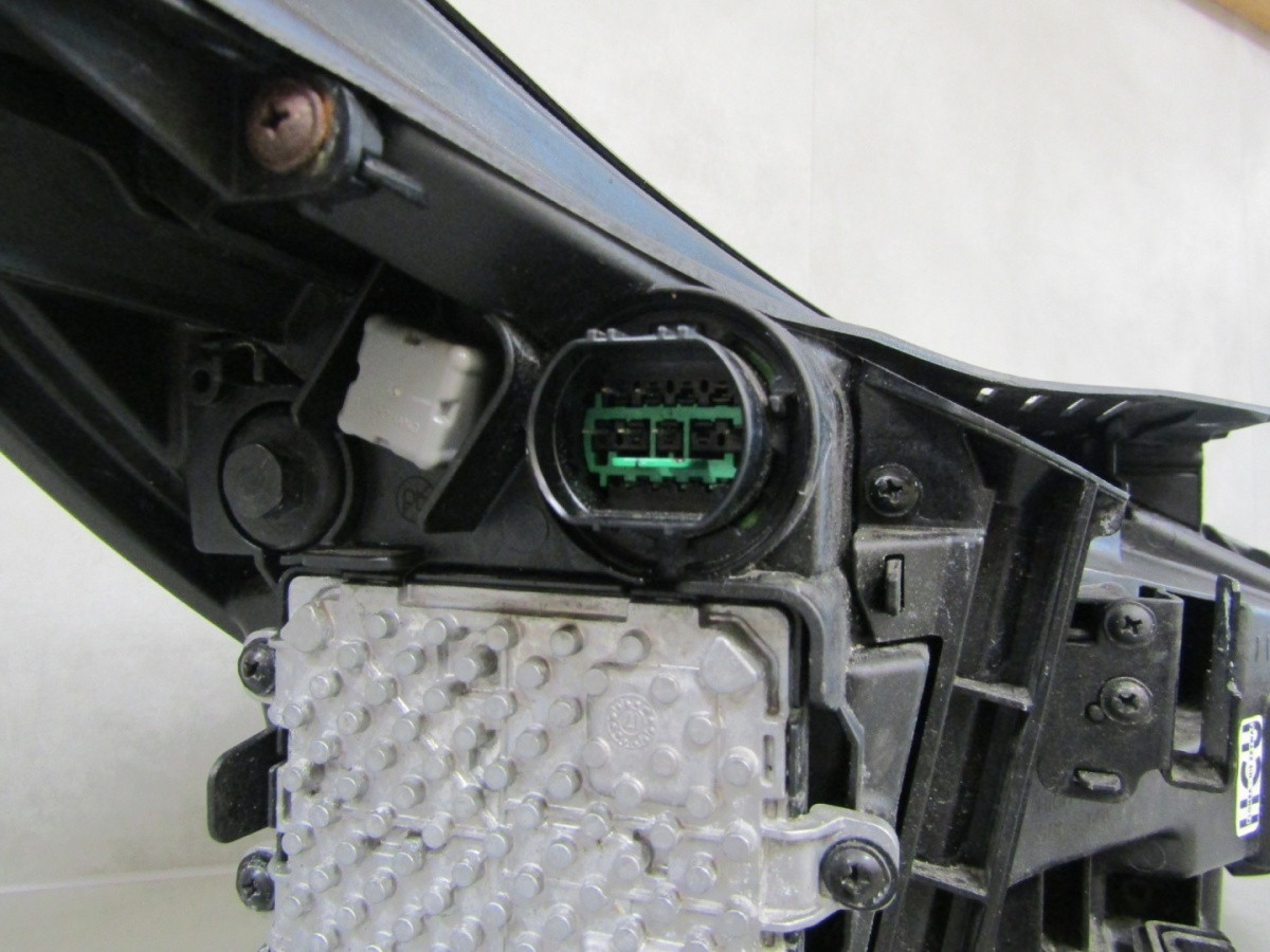 Koplamp HYUNDAI I30 III VOLLEDIGE LED 17-20 LH Links 92101G4120 S1631/K3/8C