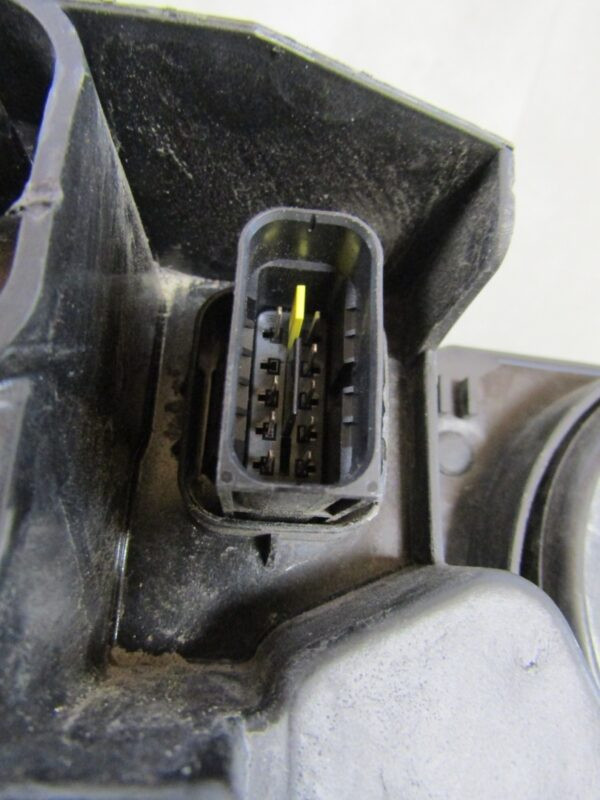 Koplamp  CITROEN C4 PICASSO II XENON Links LH 9677217580 13-19 Z70/K3/8A