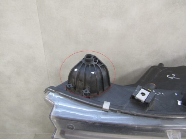 Koplamp DODGE RAM V 1500 LED DONKER USA 19- LH Links P68533275AB S1587/K3/4E