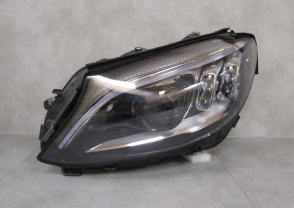 Koplamp MERCEDES W205 Facelift VOLLEDIGE LED Multibeam LH Links 18-21 A2059068505 S1618/K3/6G