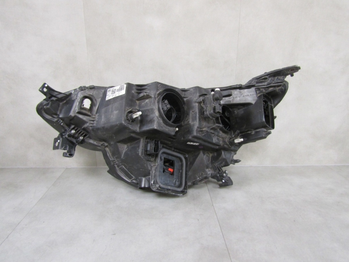 Koplamp Renault Megane IV 4 Standaard LED-Lens 16-20 RH 260108478R S1685/K3/11C