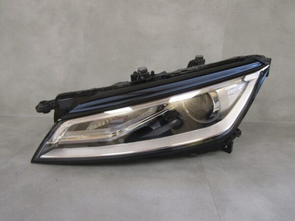 Koplamp Audi TT 8S0 XENON NIET-STUURBAAR 14-23 LH Links 8S0941005F  Q1420/K3 3B