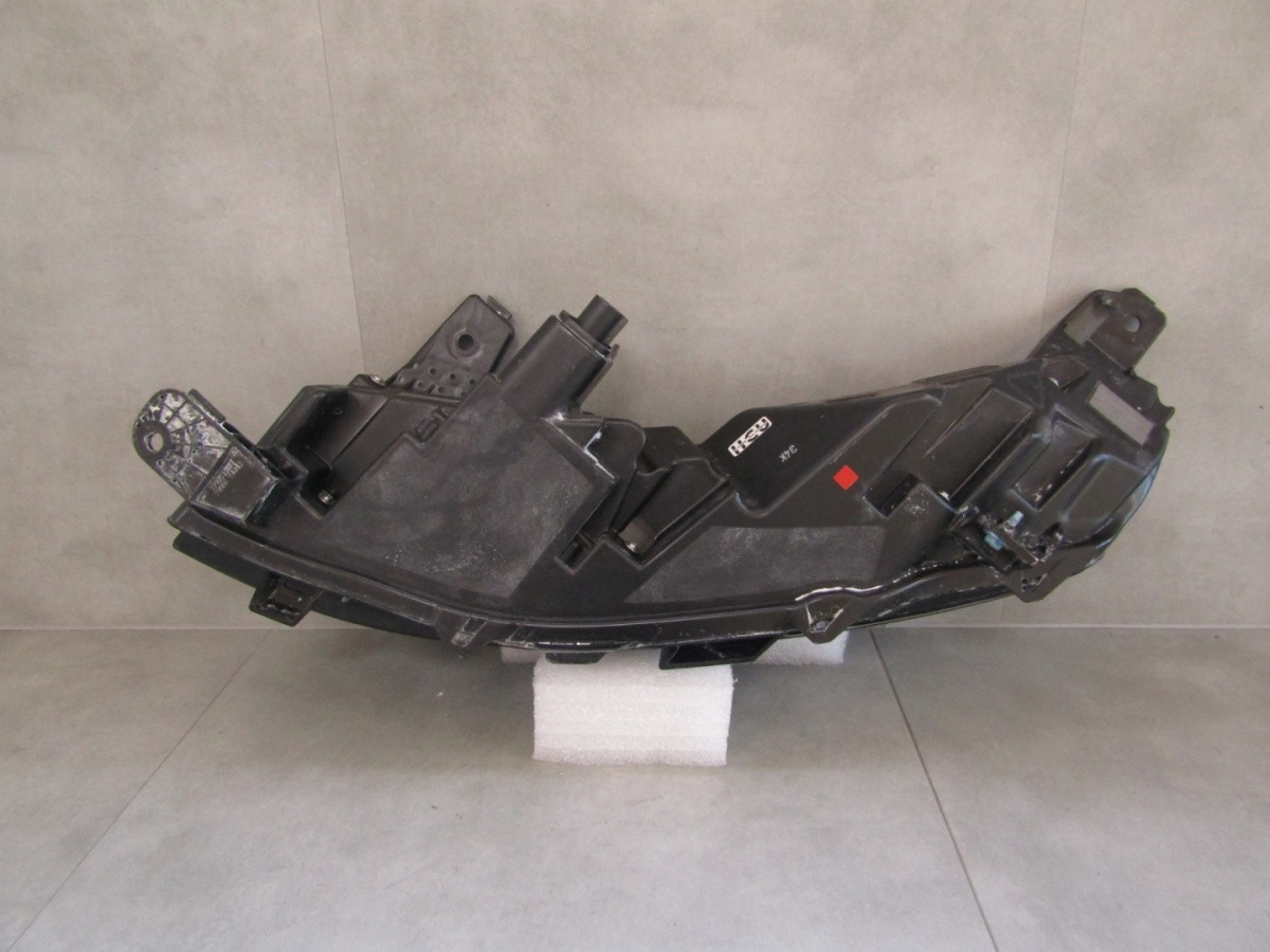 Koplamp XIAOPENG 7 LED RH RECHTS KOITO 210-7R02F Q1223/K5 11F