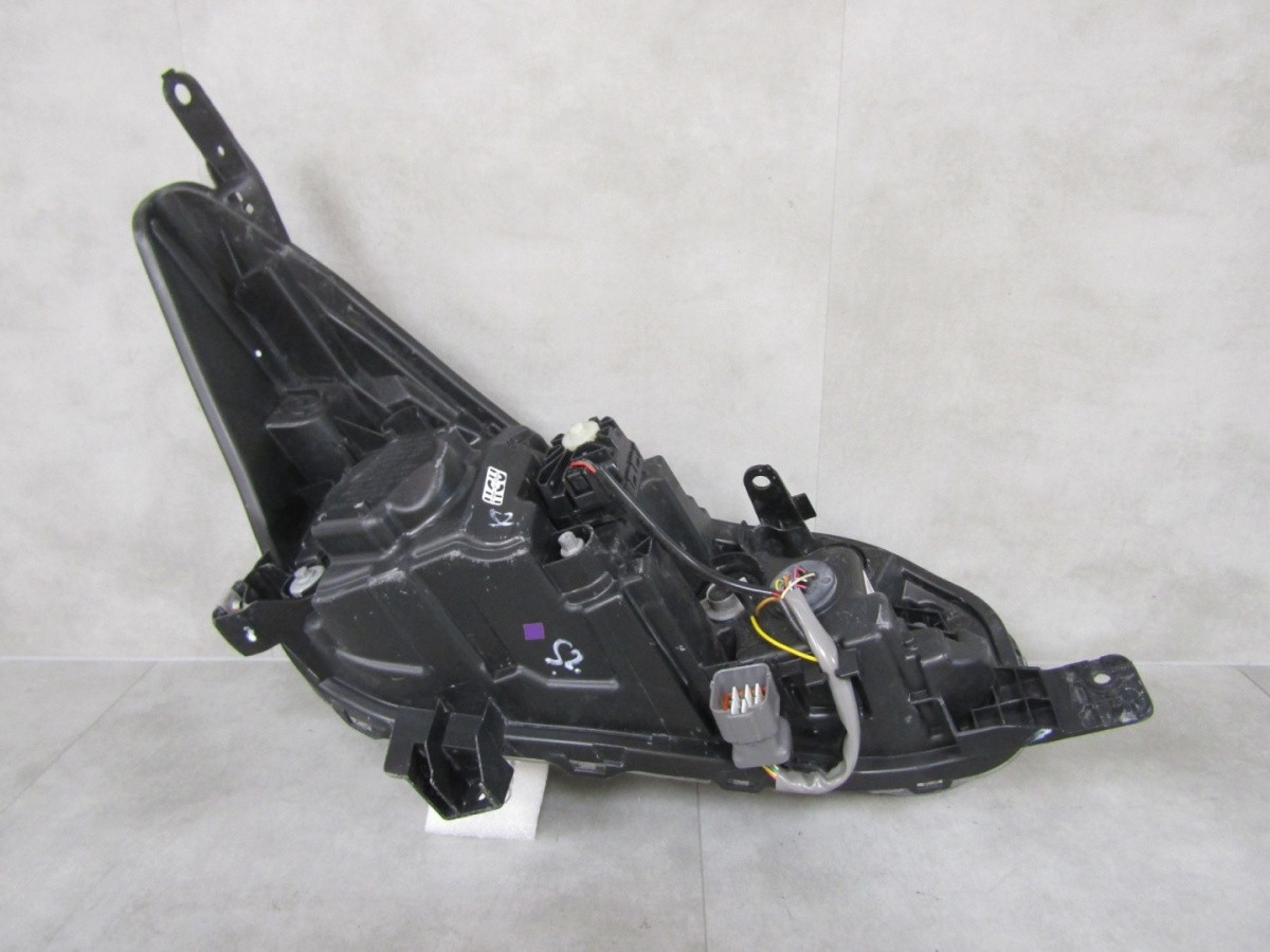 Koplamp Subaru Impreza V Subaru XV LED 16-23 LH Links Q1537/K3 15E