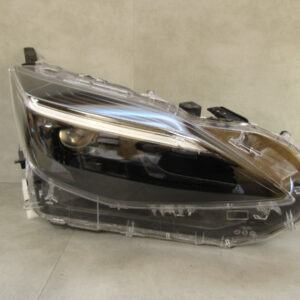 Koplamp Toyota Yaris Cross Normale Lens 17-22 RH Rechts 0D-310 Q1511/K3 16G