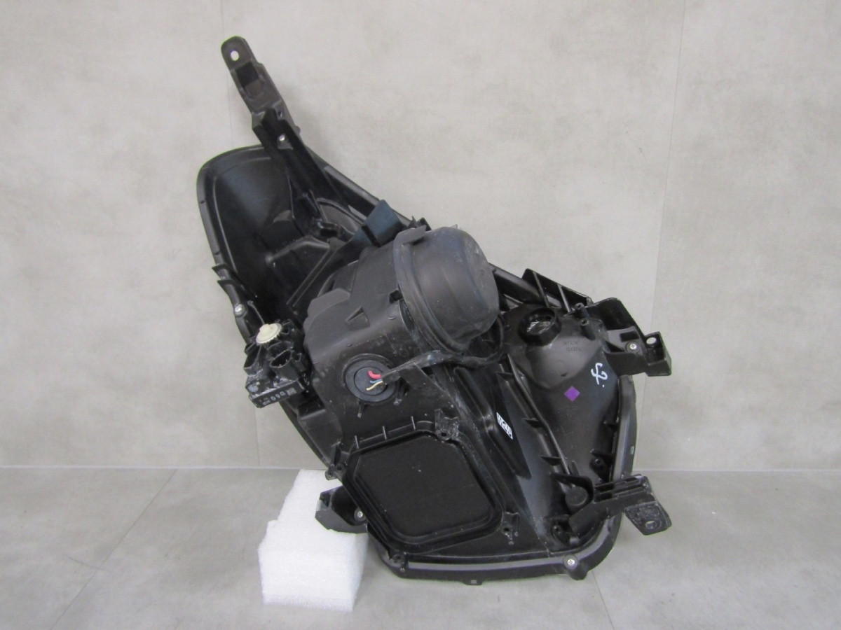 Koplamp Aston Martin Cygnet 11-13 Normale Lens LH Links KOITO 74-1 Q1481/K3 6D