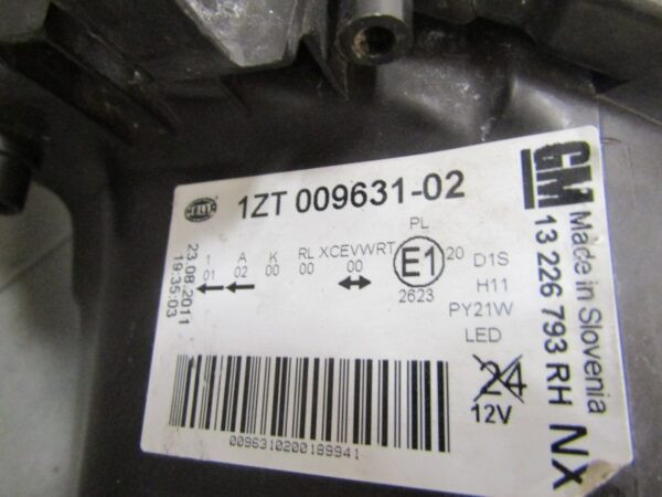 Koplamp Opel Insignia A XENON DRAAI XENON 08-11 RH Rechts 13226793 Q1459/K3 7D