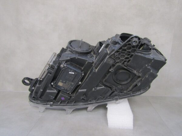 Koplamp Skoda Octavia 3 III XENON DRAAI 12-16 RH Rechts 5E1941016A Q1426/K3 4F