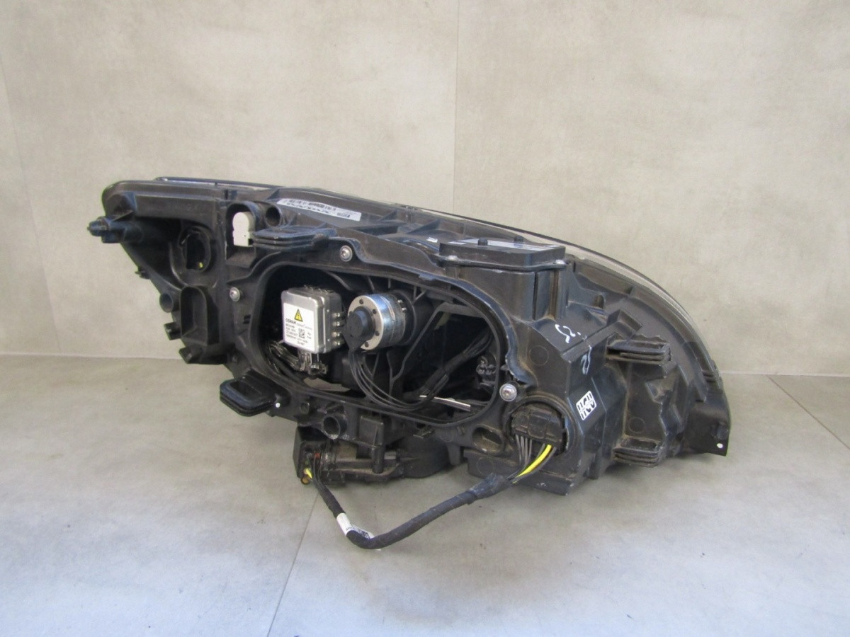 Koplamp Volvo V60 S60 Facelift XENON DRAAIEND 14-18 LH Links 31420261 Q1565/K5 5G