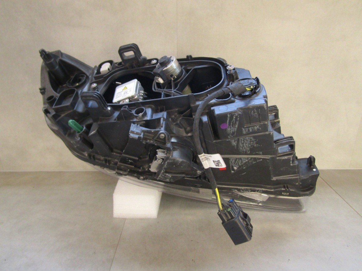 Koplamp Volvo V60 S60 Facelift XENON DRAAIEND 14-18 LH Links 31420261 Q1565/K5 5G