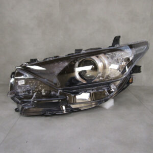 Koplamp  TOYOTA AURIS 2 II Facelift NORMALE LENS 15-18 LH Links 81150-02K30 Z62/K3/6A