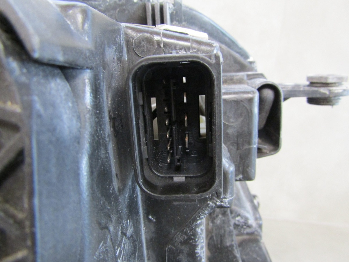 KOPLAMP MINI COOPER CLUBMAN R55 R56 R57 STANDAARD LH LINKS 07-14 HBPO160818-03 S1365/C223