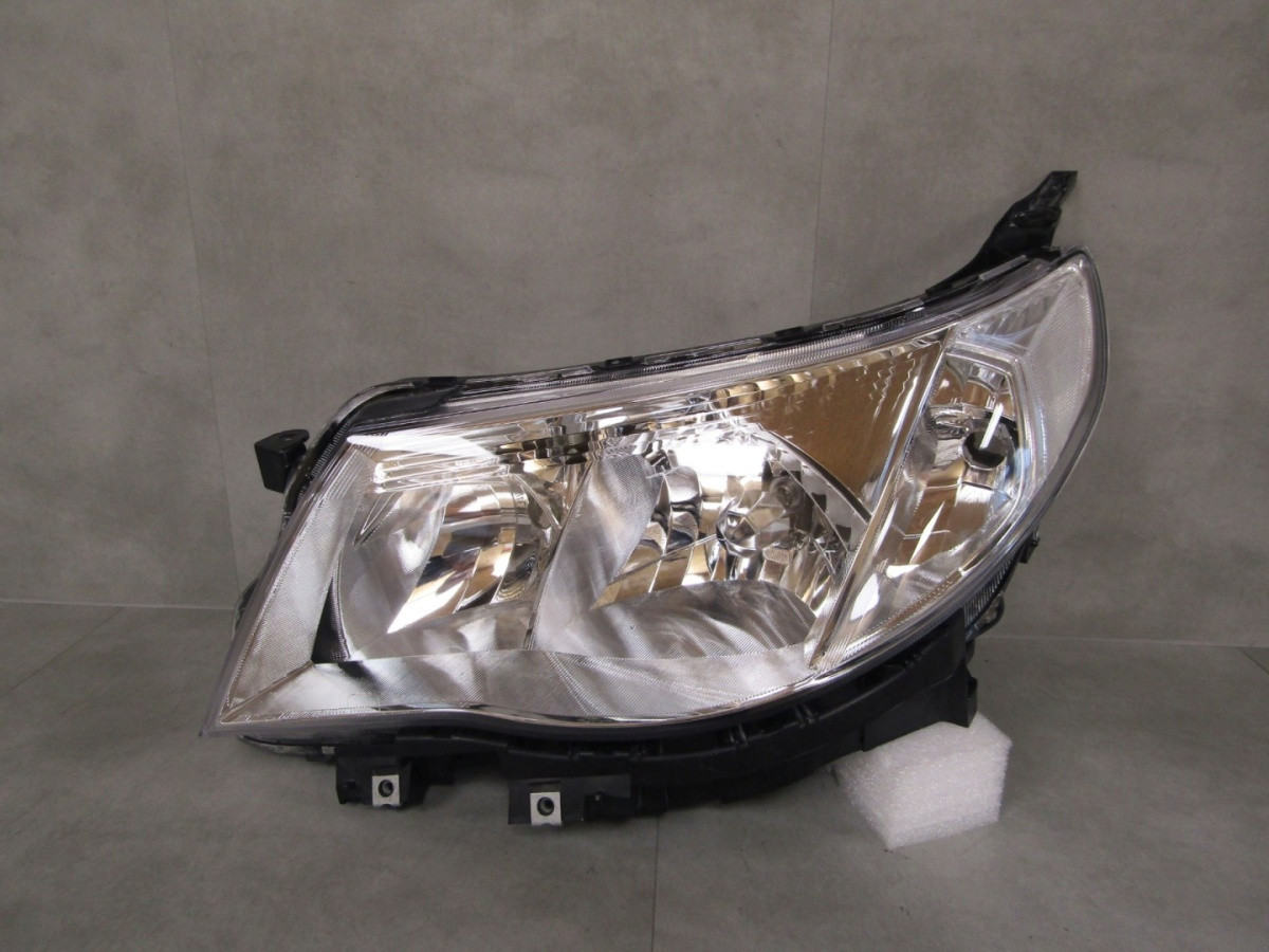 Koplamp Subaru Forester 3 III STANDAARD 08-13 LH Links Q1484/K3 7G