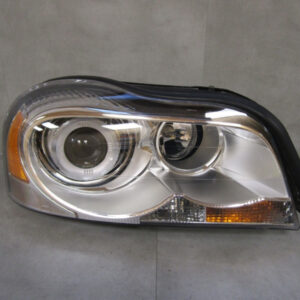 Facelift DRAAIBAAR XENON 06-14 RH RECHTS 31111846  Q1560/K5 1C