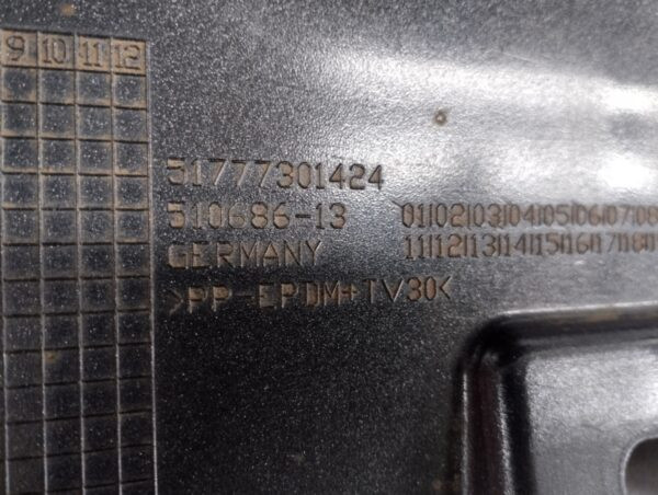 Zijskirt Links Dorpelstrip ROLLS ROYCE WRAITH 14-23 51777301424  Dorpel P16179