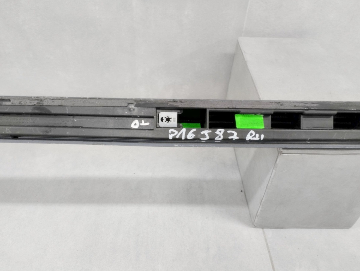 Zijskirt Dorpellijst Rechts Audi A1 S-Line SLine 82A 17- S1 82a853932a Dorpel P16587