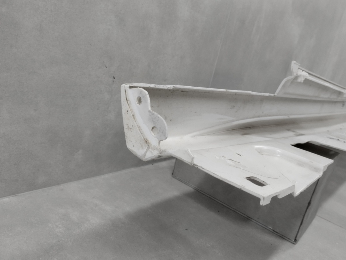 Zijskirt Rechts Dorpellijst Mercedes C-klasse 206 AMG Sedan Stationwagen 21- A2066982400 Dorpel P16479