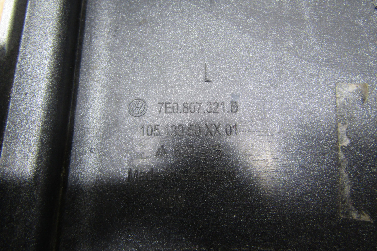 Spoiler Hoekstrip Linksachter VW T6 Multivan 7E0807321D 15-21 P15532A