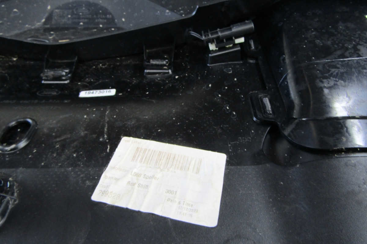 Spoiler Aileron Flap Range Rover Velar 17 KJ10708