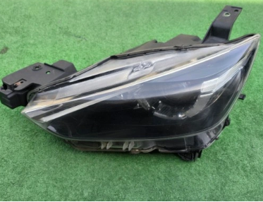 Koplamp MAZDA CX3 FULL LED HEADLAMP 13 PIN D10E-51040