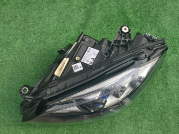Koplamp MERCEDES C-CLASS W205 FACELIFT FULL LED HEADLAMP A205 906 15 06 KZ.
