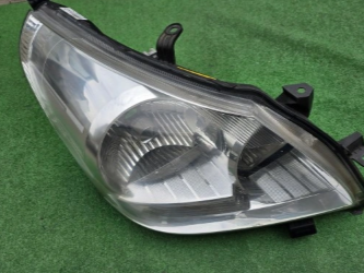 Koplamp TOYOTA VERSO XENON HEADLAMP 09-13 81140-0F101-00