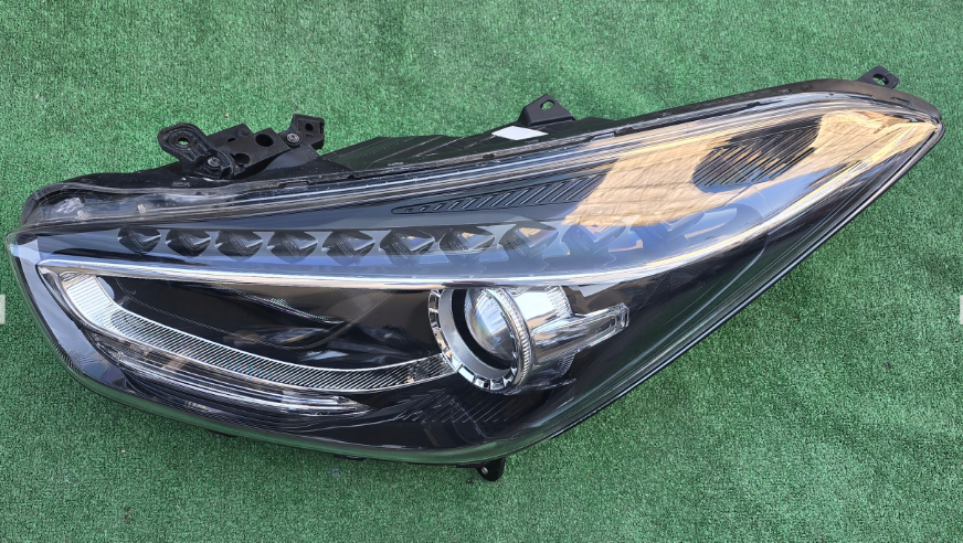Koplamp HYUNDAI I40 FACELIFT LENS+ LED FRONT LAMP 92101-3ZXXX
