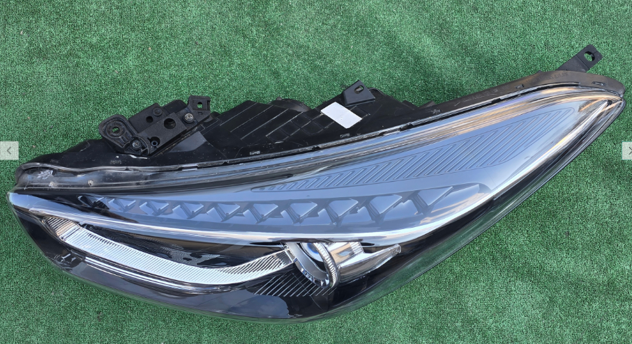 Koplamp HYUNDAI I40 FACELIFT LENS+ LED FRONT LAMP 92101-3ZXXX