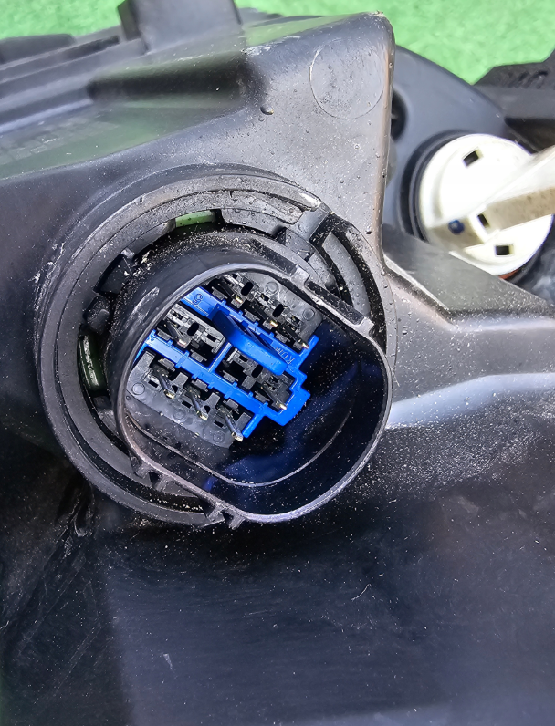 Koplamp HYUNDAI I40 FACELIFT LENS+ LED FRONT LAMP 92101-3ZXXX