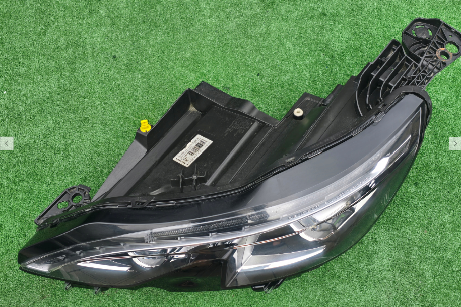 Koplamp PEUGEOT 3008 5008 FULL LED HEADLAMP KIT 9826572780