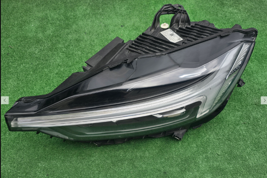 Koplamp VOLVO XC60 2 II FACELIFT FULL LED HEADLAMP 32337382