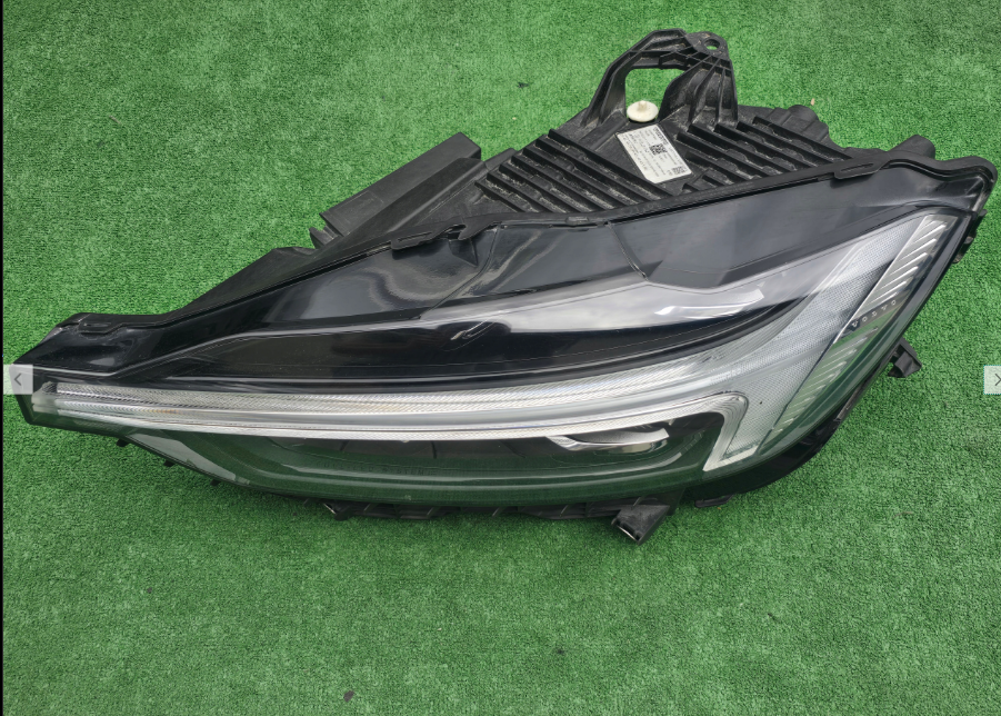 Koplamp VOLVO XC60 2 II FACELIFT FULL LED HEADLAMP 32337382