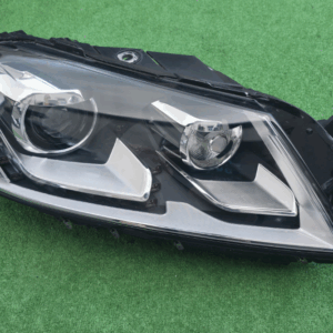 Koplamp Volkswagen PASSAT B7 3AB BI-XENON TURNING FRONT LAMP