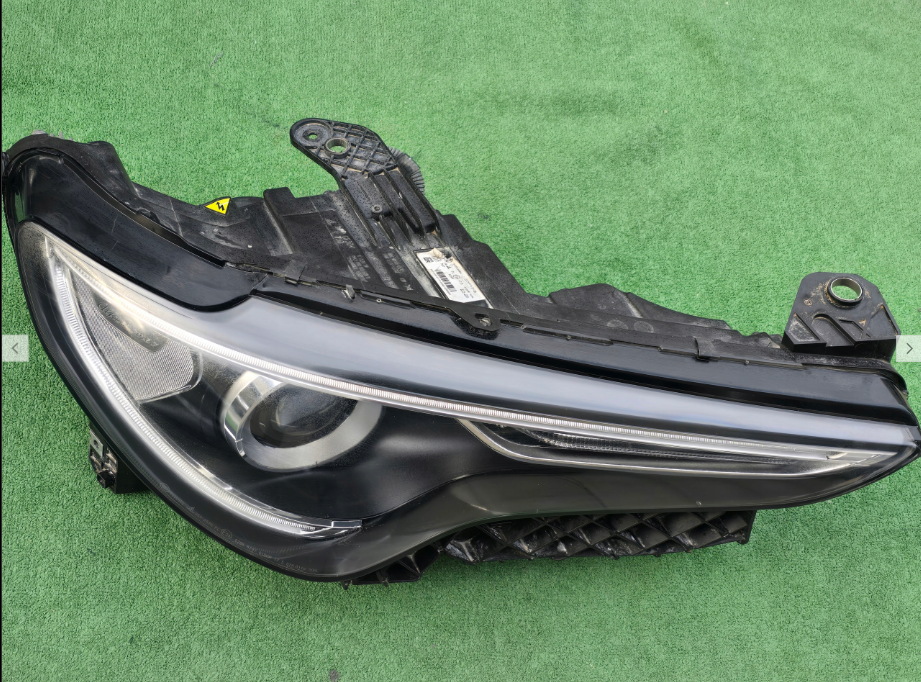 Koplamp ALFA ROMEO STELVIO BI-XENON HEADLAMP SET