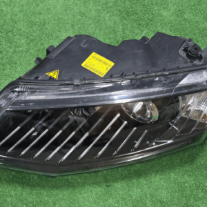 Koplamp SKODA OCTAVIA 3 III 5E1 BI-XENON TURNING FRONT LAMP