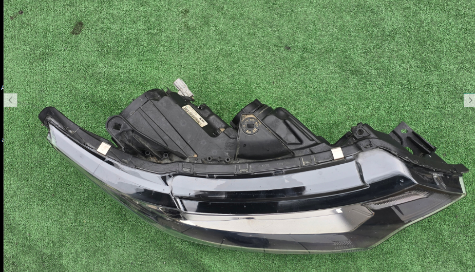 Koplamp MITSUBISHI OUTLANDER 3 III FULL LED FRONT LAMP SET 15-18y. 8301C8-64