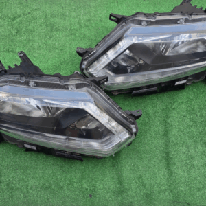 Koplamp NISSAN X-TRAIL T32 HEADLAMPS STANDARD + LED NISSSXXXTRAILLEWRIGHT