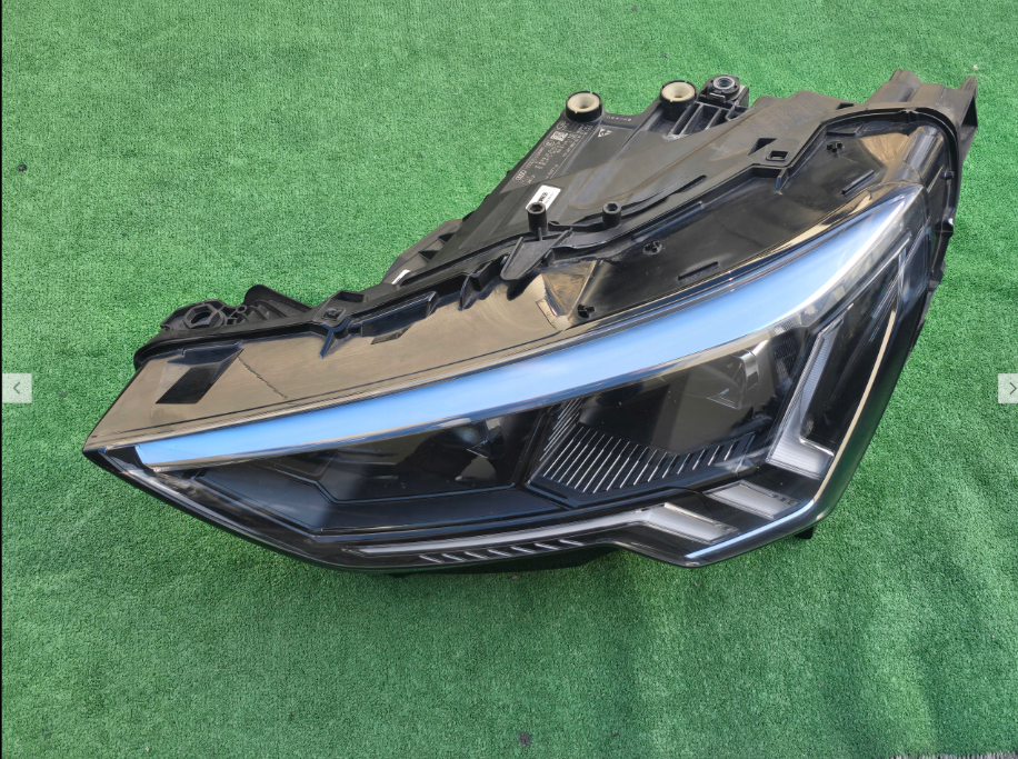 Koplamp AUDI Q3 83A MATRIX HEADLAMP KIT 83A.941.035.C