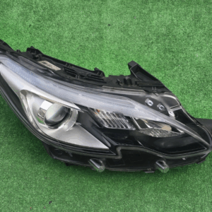 Koplamp PEUGEOT 2008 FACELIFT LENS+ LED FRONT LAMP 9825313680