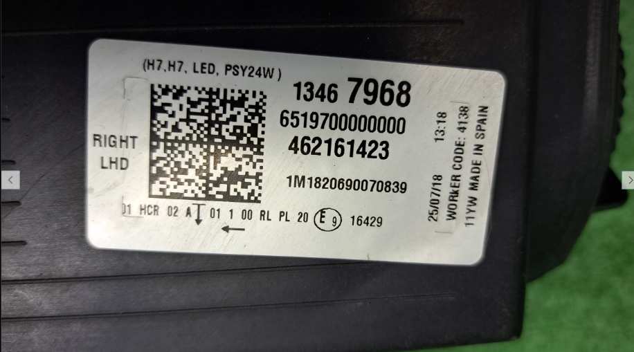 Koplamp OPEL CROSSLAND X FRONT LAMP STANDARD + LED 13467968