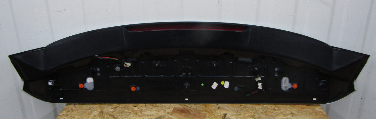 Spoiler Aileron Vizier Achterklep AUDI Q2 81A 16-19 81A827933 MK3439