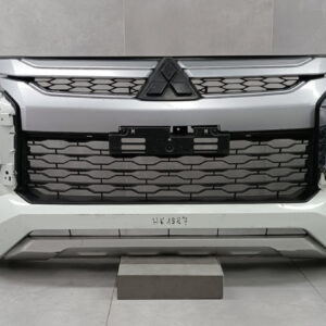 Bumper Mitsubishi L200 V 5 facelift 19- 6400J272ZZ Voorbumper HK1587
