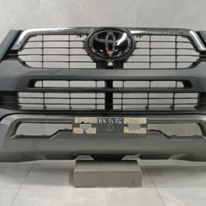 Bumper TOYOTA HILUX 8 FACELIFT INVINCIBLE 19-52410-YP020 Voorbumper HK1456