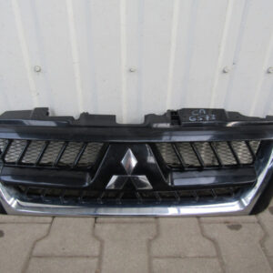 Grill MITSUBISHI PAJERO 3 III 03-06 FACELIFT MN117713 grille, voorbumper CA6573 Grille