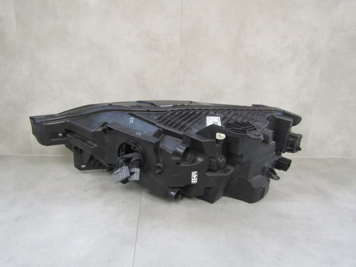 KOPLAMP VOLVO XC60 II MID LED 17-24 RH RECHTS 32404710 S1811//C150