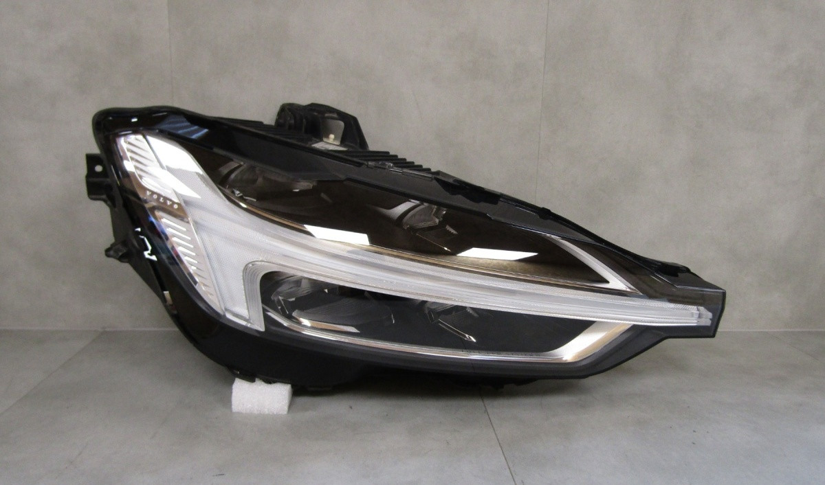 Koplamp VOLVO XC60 2 II VOLLEDIG LED 17-24 RH 31420418 S1778/E180