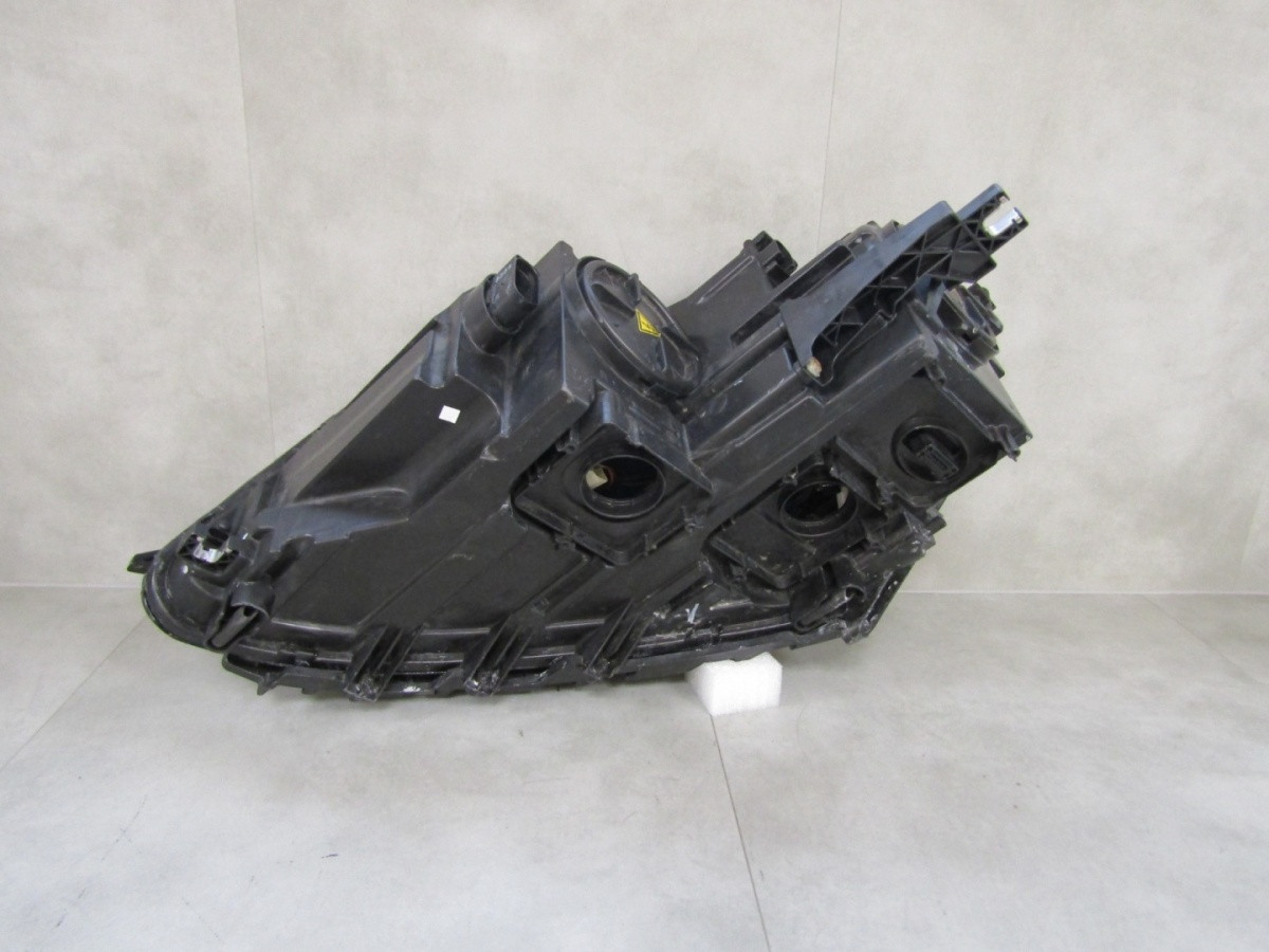 Koplamp VOLKSWAGEN VW SHARAN II 2 Facelift 15-22 XENON DRAAIEND RH 7N1941752B S1774/F181