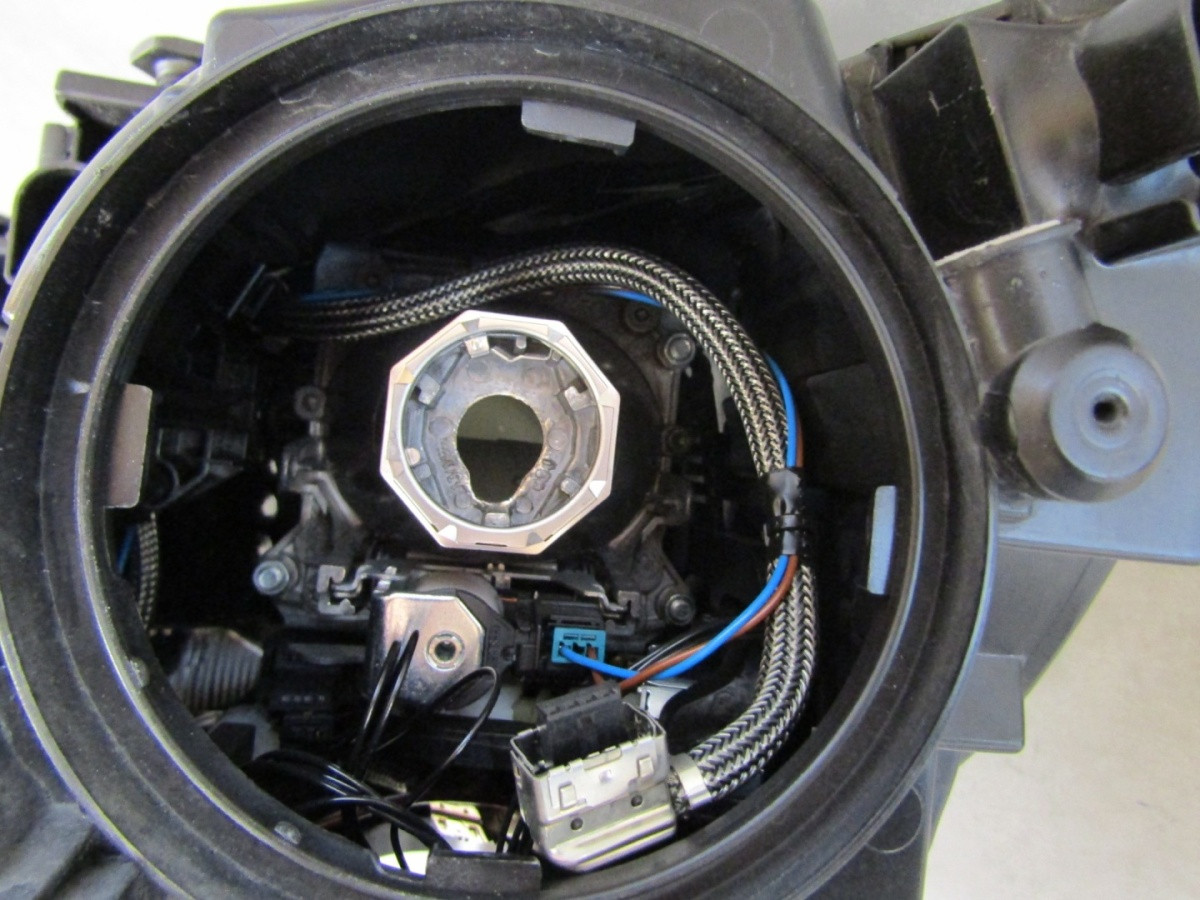 Koplamp VOLKSWAGEN VW SHARAN II 2 Facelift 15-22 XENON DRAAIEND RH 7N1941752B S1774/F181