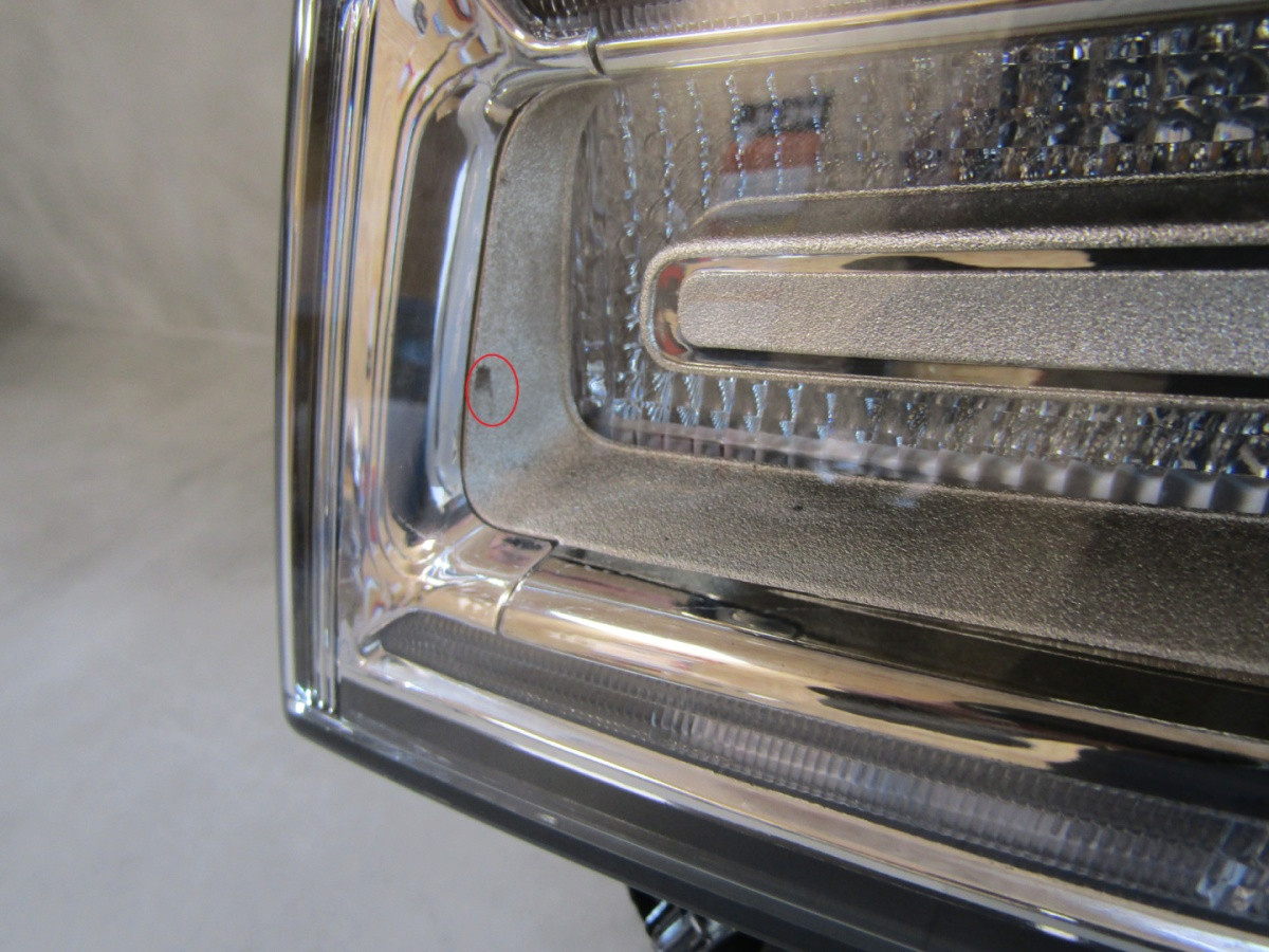 KOPLAMP JEEP GRAND CHEROKEE WK2 XENON DRAAIEN 13-16 LH A931/E103